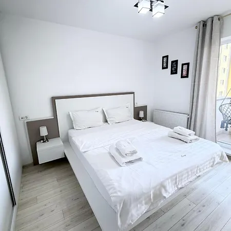 Apartamento Luxury Collection - Coresi Mall Area